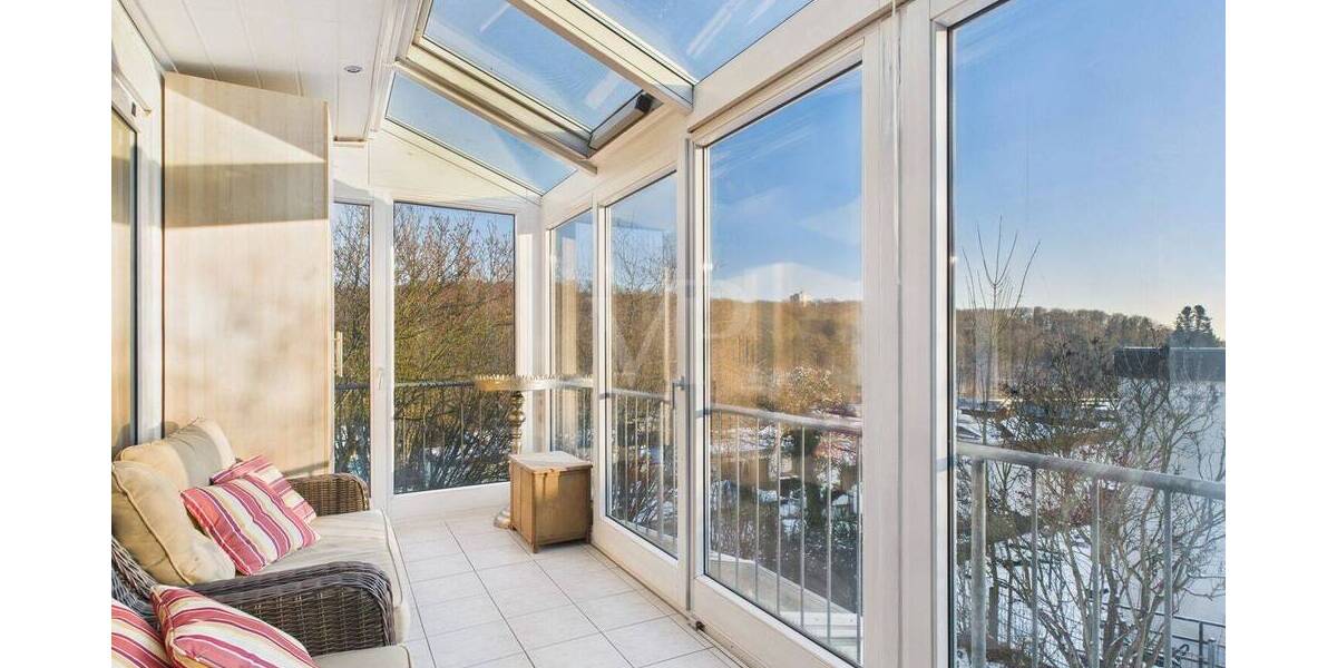 Bungalow Schweinfurt Haardt - 1 Zimmer, 265 m&sup2;, 2.200&euro; | Angebot:26583287