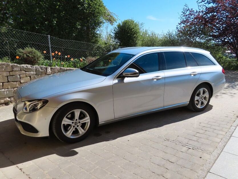 E 220