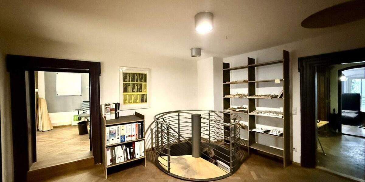 Gewerbeobjekt Regensburg Stadtamhof - 8 Zimmer, 238 m&sup2;, 1.045.000&euro; | Angebot:25801372