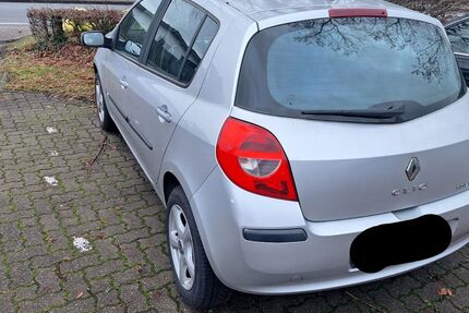 Renault Clio 126.000 km 2.200 &euro; Worpswede 27726