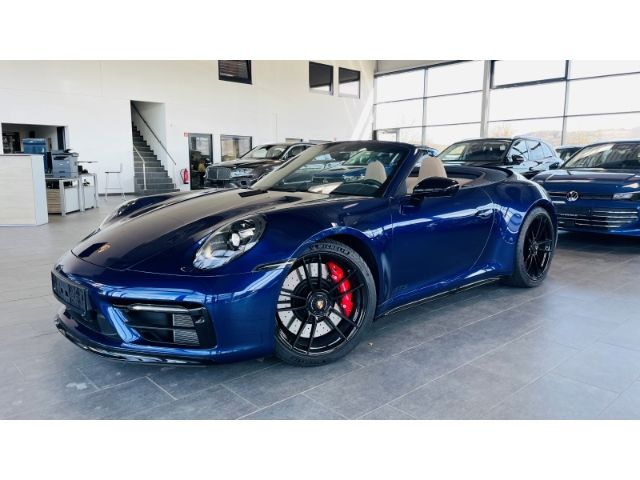 992