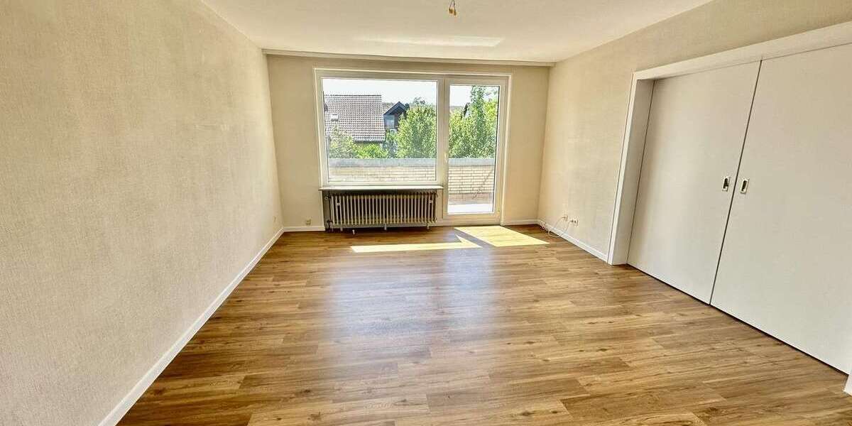 Etagenwohnung Hanau Kesselstadt - 3.5 Zimmer, 101 m&sup2;, 1.000&euro; | Angebot:26460666