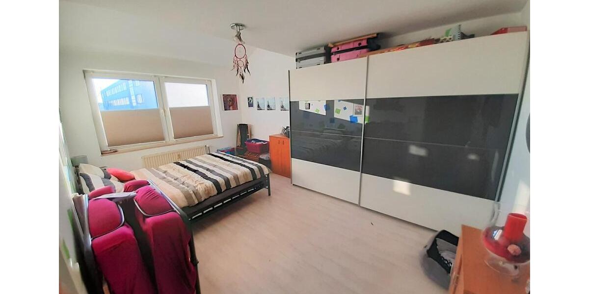 Etagenwohnung Lübz - 3 Zimmer, 70 m&sup2;, 620&euro; | Angebot:23570273