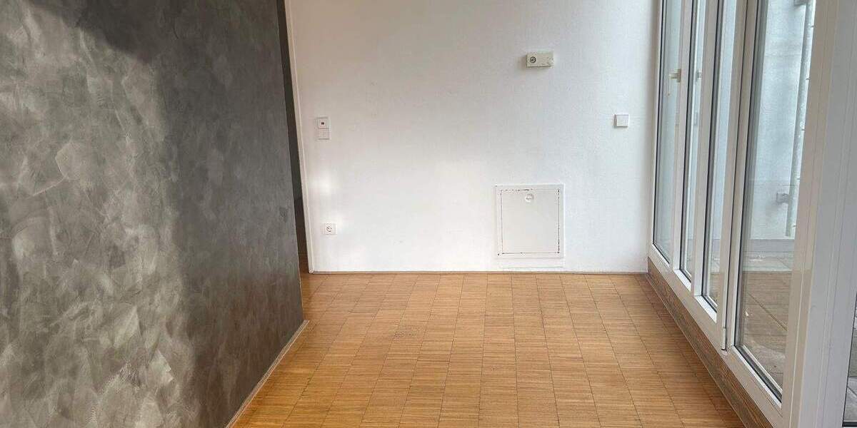 Etagenwohnung Weißenfels - 3 Zimmer, 109 m&sup2;, 800&euro; | Angebot:24990147