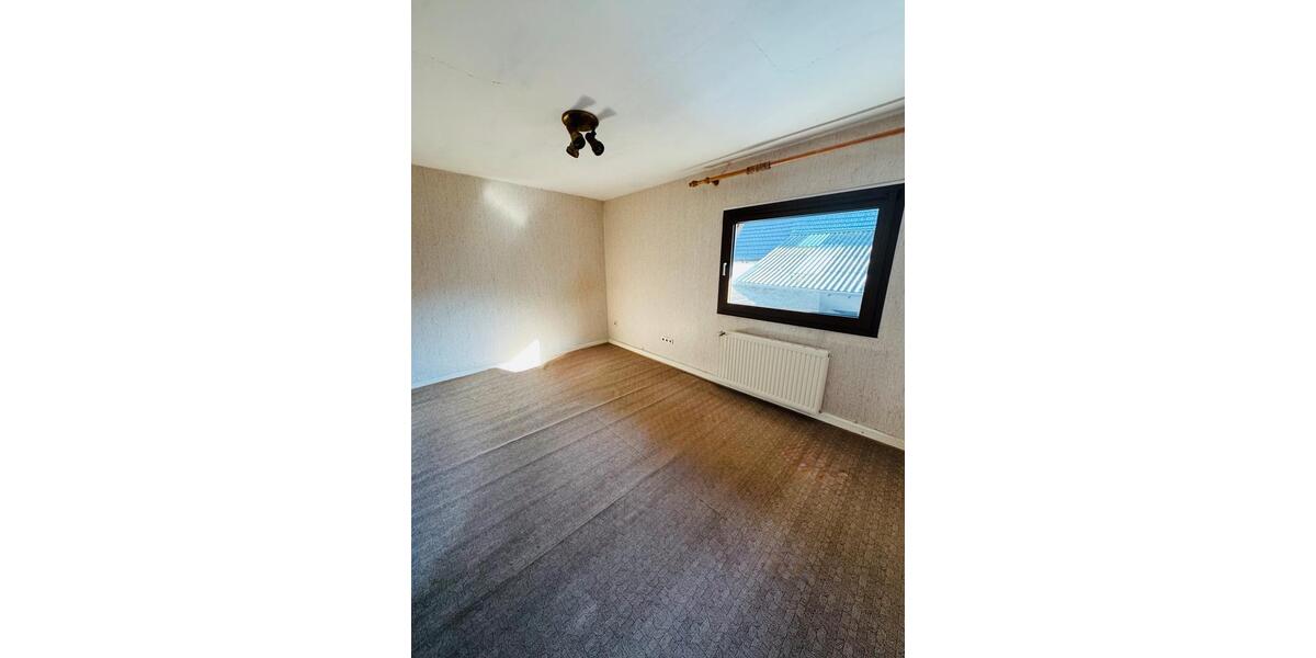 Bauernhaus, Landhaus Wegberg - 10 Zimmer, 195 m&sup2;, 298.000&euro; | Angebot:26635916
