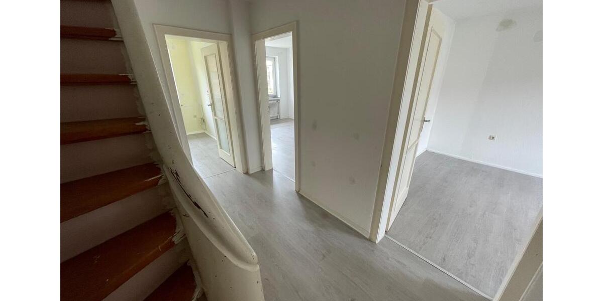 Reihenhaus Hannover Bothfeld-Vahrenheide - 6 Zimmer, 100 m&sup2;, 449.000&euro; | Angebot:27299110
