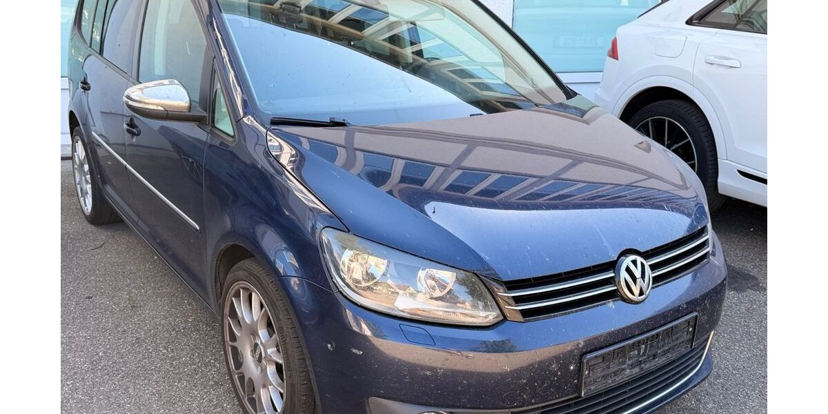 VW Touran 246.000 km 5.990 &euro; Neu-Ulm 89231