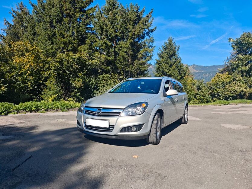 Opel Astra 19.500 km 8.900 € Garmisch-Partenkirchen 82496