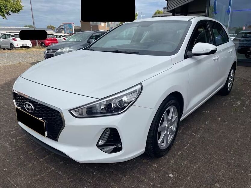 Hyundai i30 121.000 km 12.400 € Meckenheim 53340