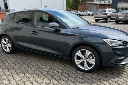 Seat Leon 4.000 km 24.190 € Eisenhüttenstadt 15890