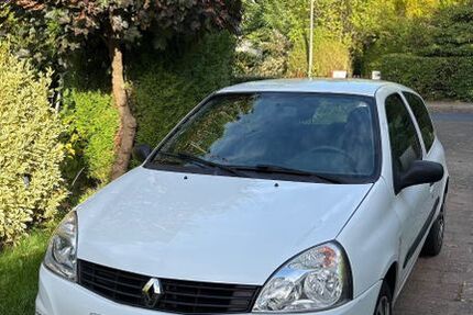 Renault Clio 182.000 km 1.990 &euro; Hamburg 22393