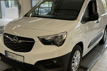 Opel Combo 16.285 km 17.480 € Karlsruhe 76131