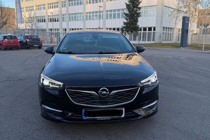 Opel Insignia 86.300 km 14.800 &euro; München 81373