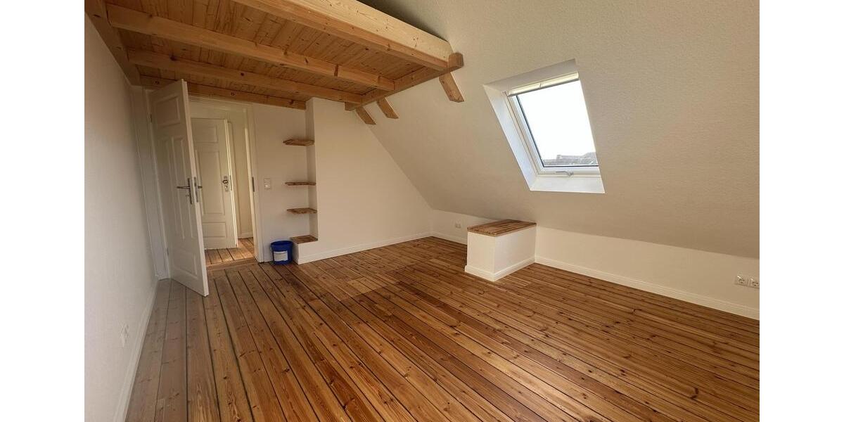 Dachgeschoßwohnung Eckernförde - 3 Zimmer, 64 m&sup2;, 980&euro; | Angebot:25428835