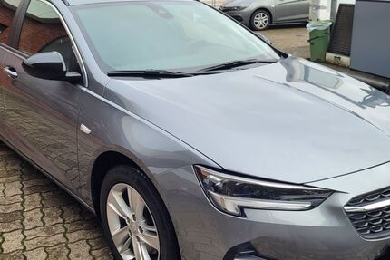 Opel Insignia 106.875 km 15.990 € Brunsbüttel 25541
