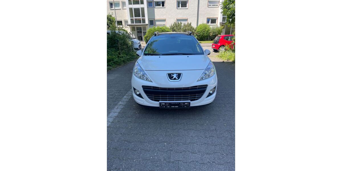 Peugeot 207 127.200 km 3.390 &euro; Freiburg im Breisgau 79100