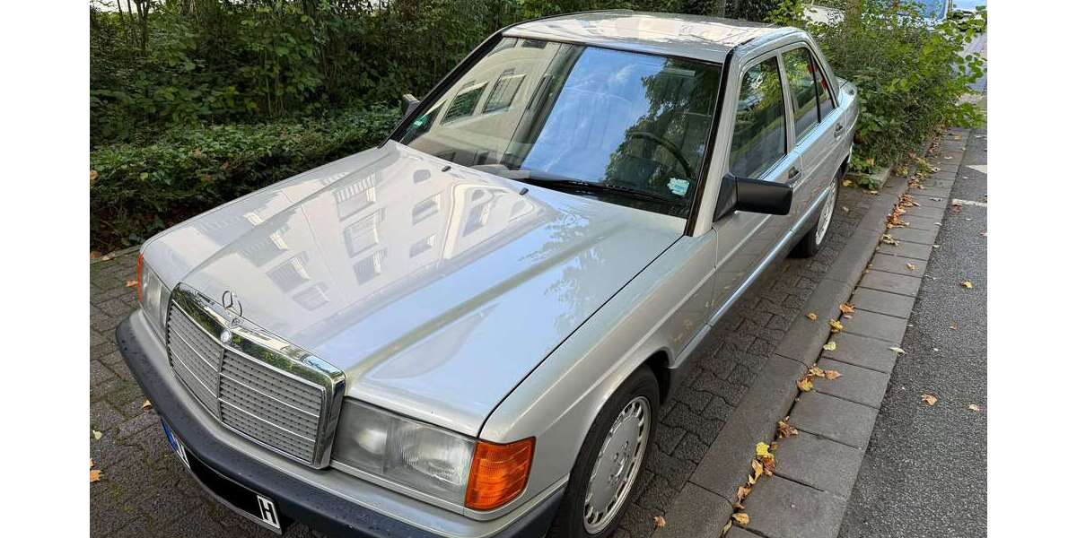 Mercedes-Benz 190 108.000 km 8.900 &euro; Wiesbaden 65205