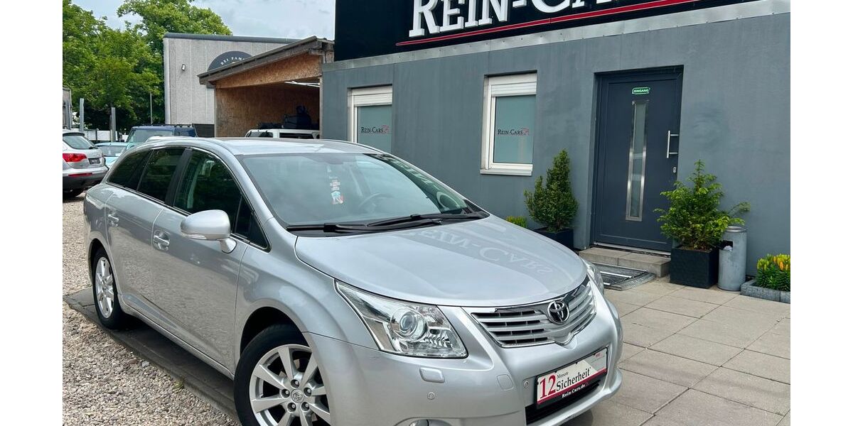 Toyota Avensis 136.000 km 8.490 &euro; Berlin 13088