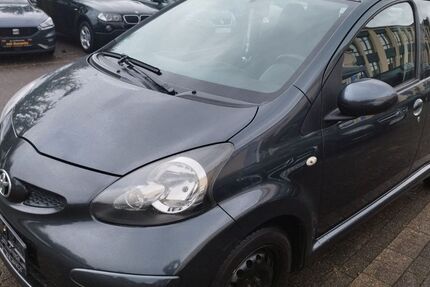 Toyota Aygo (X) 155.000 km 2.990 € Bielefeld 33609