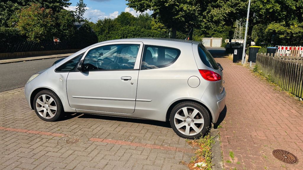 Mitsubishi Colt 223.300 km 1.900 &euro; Hemmingen 30966