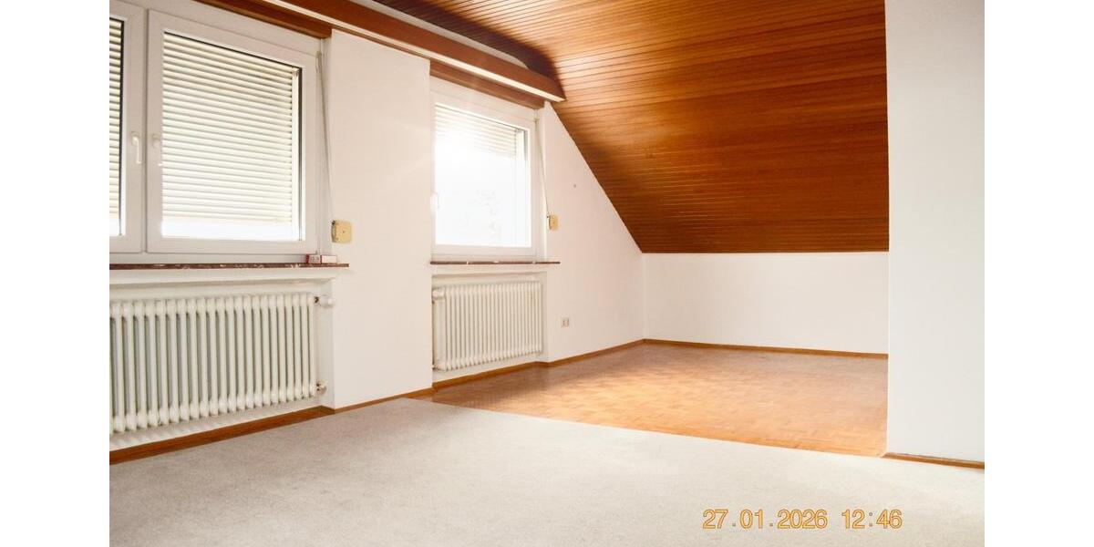 Dachgeschoßwohnung Marburg Marbach - 3 Zimmer, 76 m&sup2;, 876&euro; | Angebot:26295555
