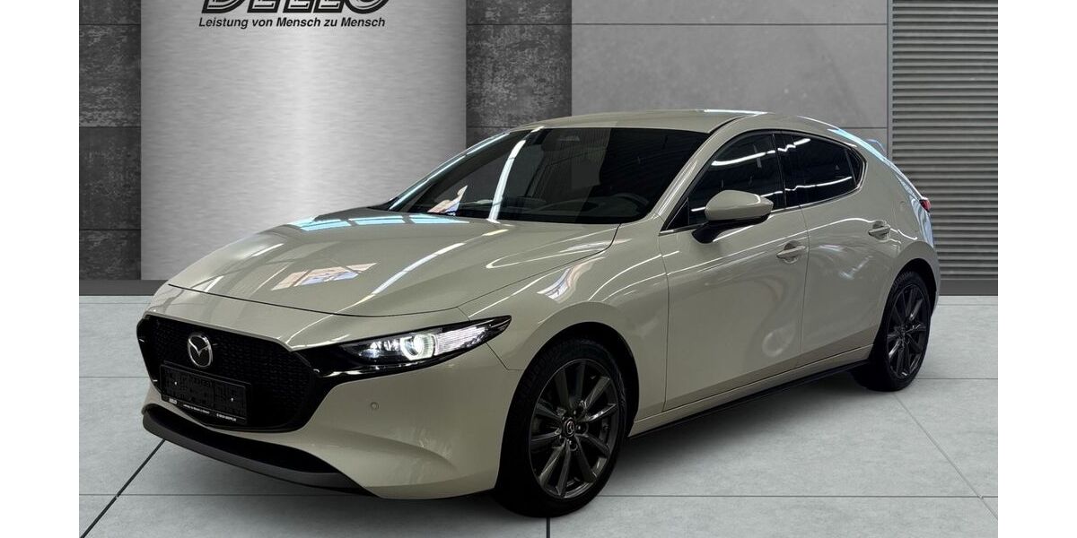Mazda 3 11.781 km 25.490 &euro; Hamburg 22529