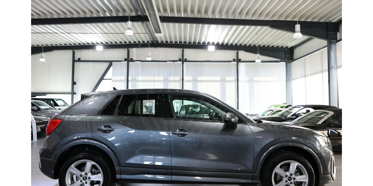 Audi Q2 30 TFSI S-LINE DAYTONA / LED, VC, ACC+LANE 10.000 km 24.992 &euro; Hamm 59077