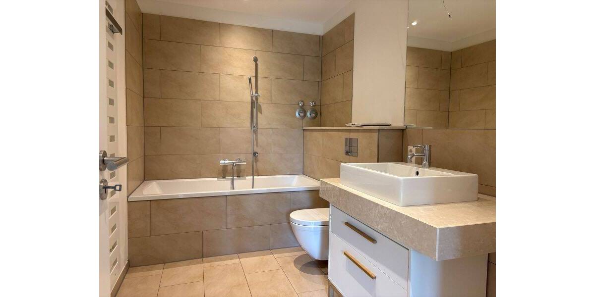 Etagenwohnung Köln Marienburg - 3 Zimmer, 100 m&sup2;, 1.970&euro; | Angebot:26858687
