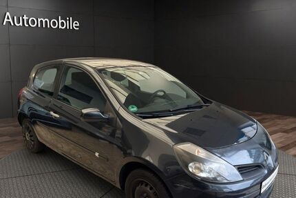 Renault Clio 40.804 km 1.890 &euro; Recklinghausen 45659