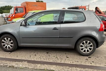VW Golf 274.321 km 780 &euro; Rendsburg 24768