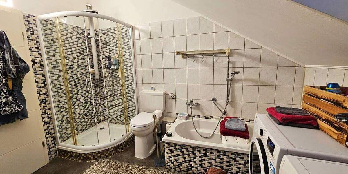 Mehrfamilienhaus, Wohnhaus Burscheid / Heddinghofen Burscheid - 2 Zimmer, 445 m&sup2;, 649.000&euro; | Angebot:25289600