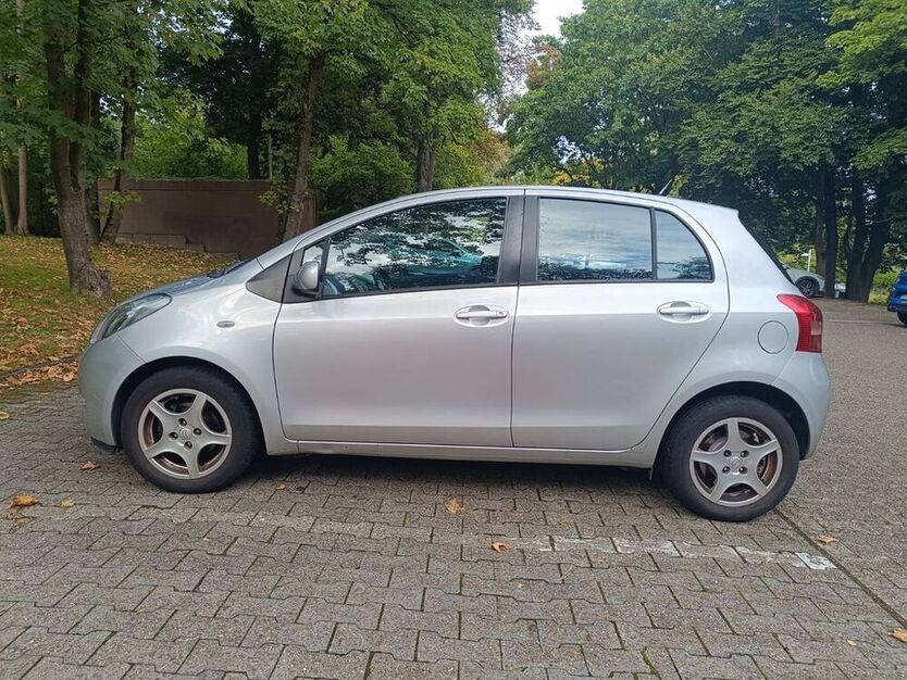 Yaris