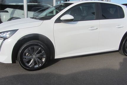 Peugeot 208 18.100 km 16.250 &euro; Riedlingen 88499