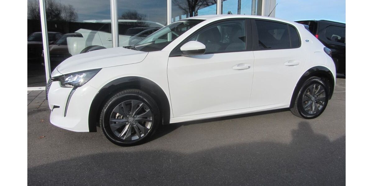 Peugeot 208 18.100 km 16.250 &euro; Riedlingen 88499