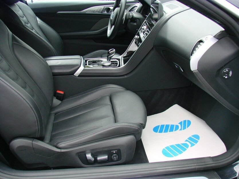 M850 Coupé xDrive 360° Laser Navi HeadUp SoftClose