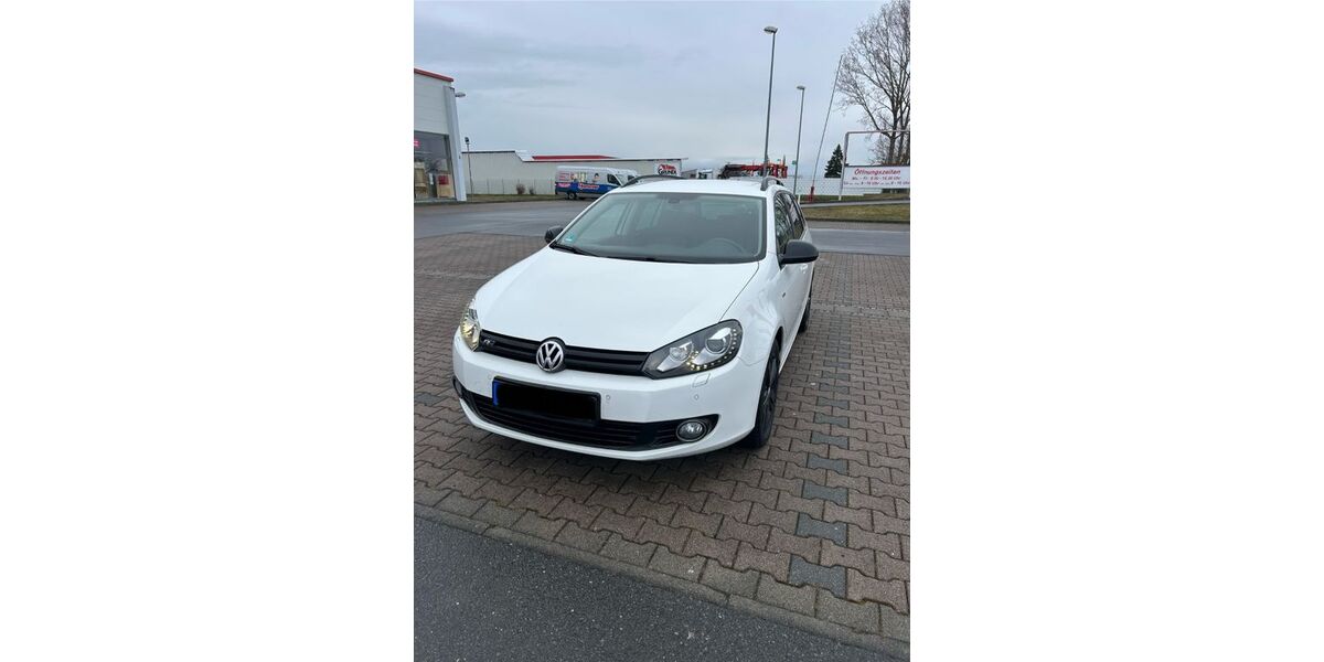 VW Golf 143.000 km 8.599 &euro; Kölleda 99625