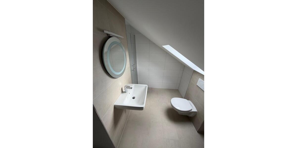 Dachgeschoßwohnung Delbrück - 2 Zimmer, 45 m&sup2;, 500&euro; | Angebot:26288140