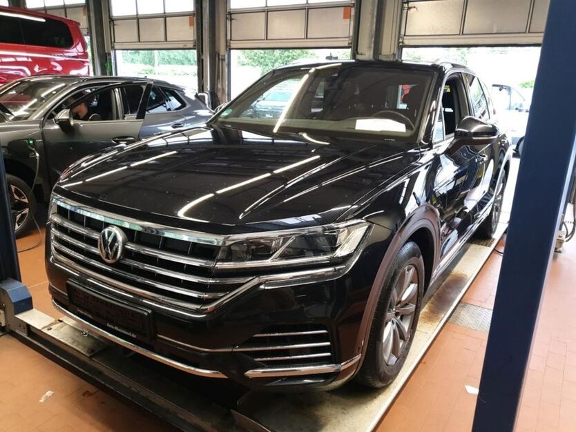 VW Touareg 176.120 km 35.890 € Braunschweig 38114