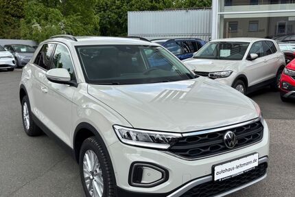 VW T-Roc 1.001 km 26.890 &euro; Langenzenn 90579