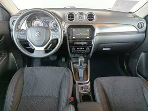 Suzuki Vitara 1.4 Boost 5D A/T Comfort+ Allgrip 102.576 km 15.960 € Höhenkirchen-Siegertsbrun 85635