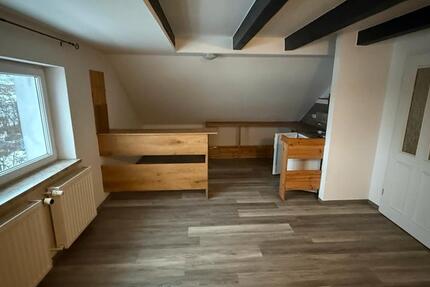 Wohnung Teutschenthal - 2 Zimmer, 42 m&sup2;, 220&euro; | Angebot:24806209