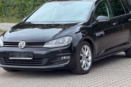 VW Golf 198.000 km 7.900 &euro; Windhausen 37539