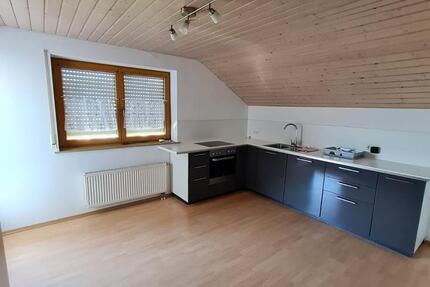 Wohnung Igersheim - 3 Zimmer, 85 m&sup2;, 700&euro; | Angebot:27615224