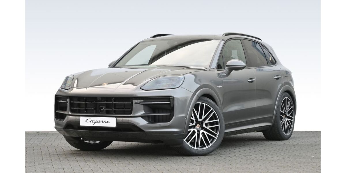 Porsche Cayenne 12.900 km 133.490 &euro; Düsseldorf 40468