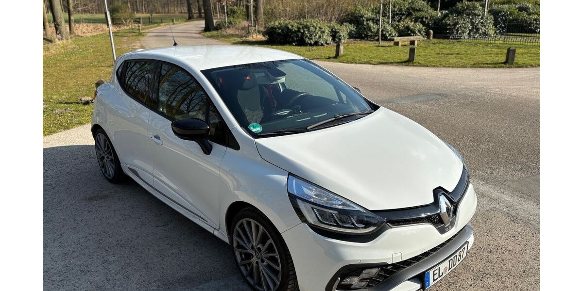 Renault Clio 98.952 km 14.899 &euro; Nordhorn 48529
