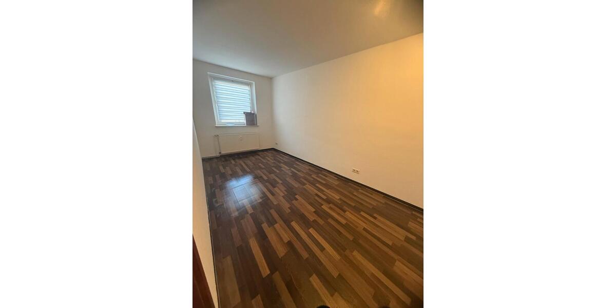 Etagenwohnung Allstedt - 2 Zimmer, 56 m&sup2;, 310&euro; | Angebot:26018184