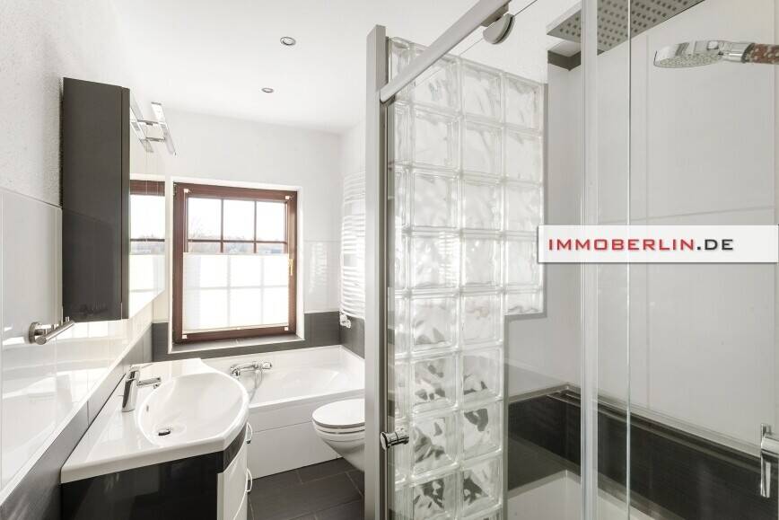 Etagenwohnung Werder (Havel) - 3 Zimmer, 90 m&sup2;, 350.000&euro; | Angebot:26568765