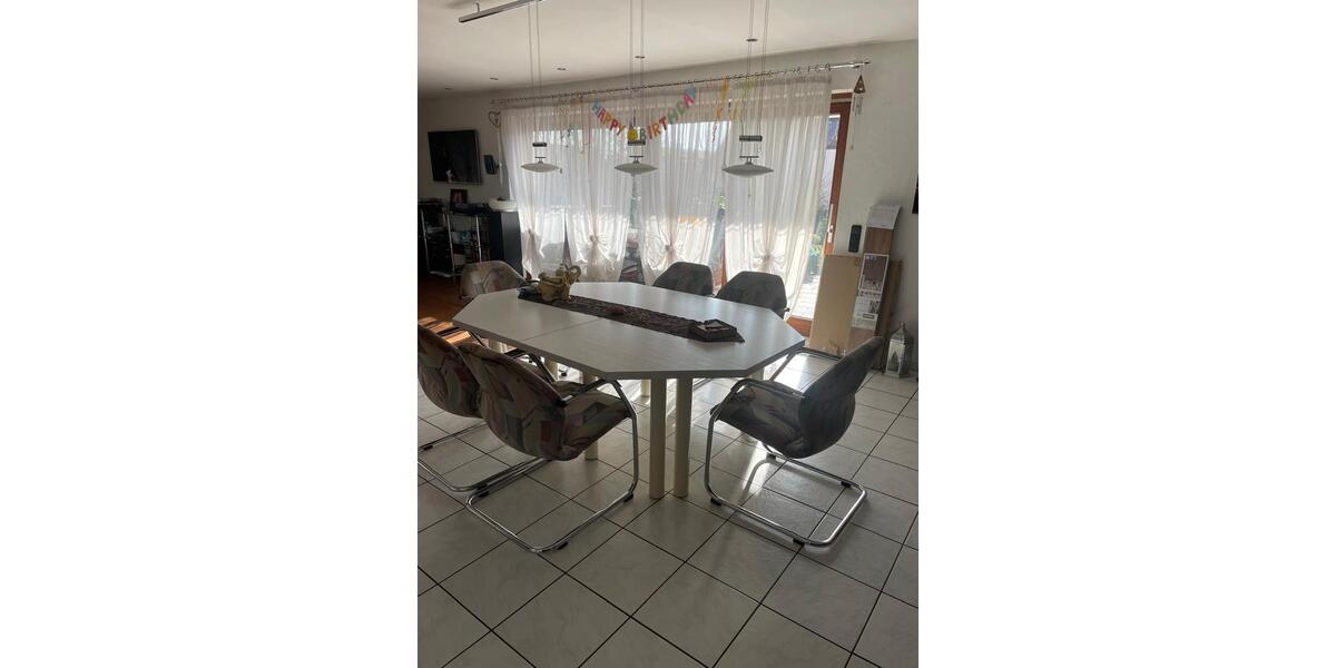 Erdgeschoßwohnung Schnaittach - 4 Zimmer, 166 m&sup2;, 1.400&euro; | Angebot:25283579