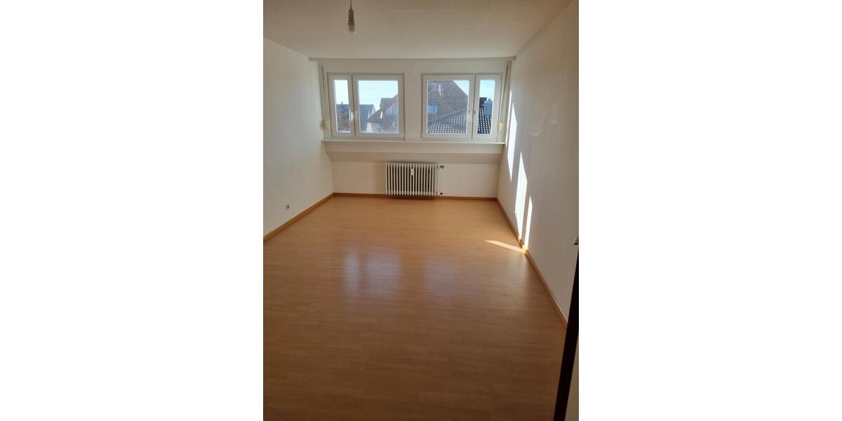 Dachgeschoßwohnung Müllheim - 3 Zimmer, 87 m&sup2;, 329.000&euro; | Angebot:26407438