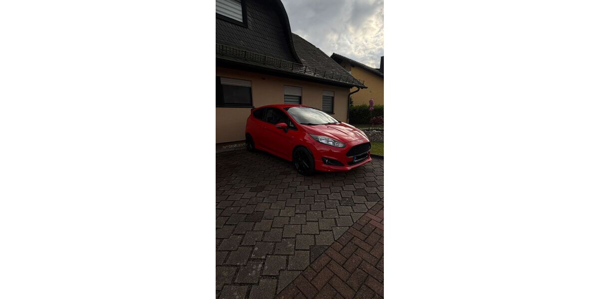Ford Fiesta 171.000 km 4.100 &euro; Losheim am See 66679